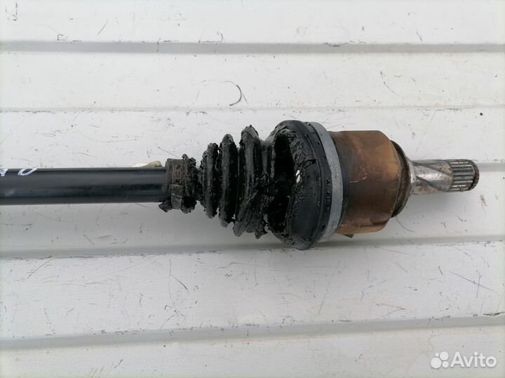 Полуось передняя левая Opel Corsa D 2006