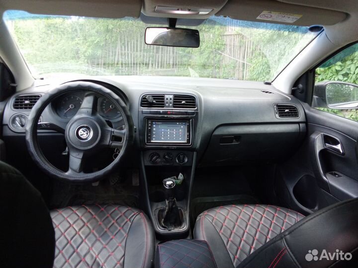 Volkswagen Polo 1.6 МТ, 2015, 300 000 км