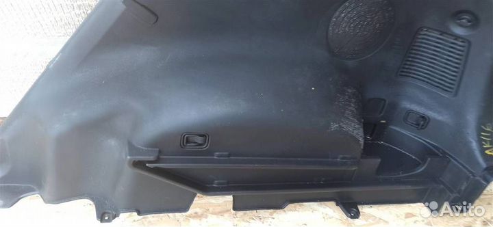 Обшивка багажника правая Kia Sportage IV 4 QL 201