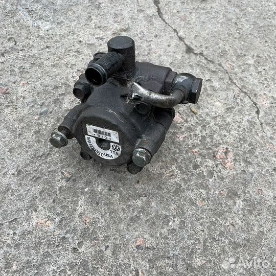 Насос Гура Фольксваген Гольф 1,9