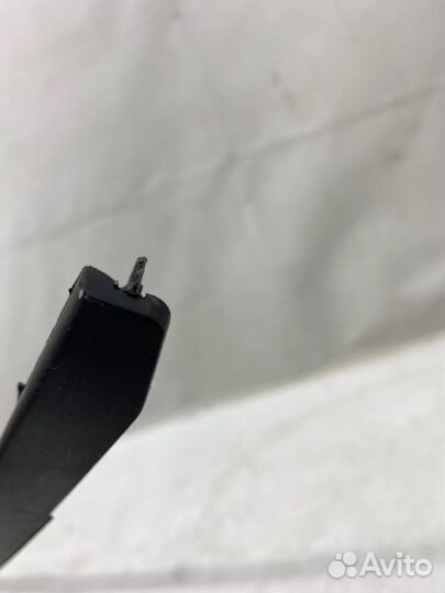 Молдинг лобового стекла правый BMW X6 F16