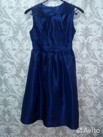 Нарядное платье для девочки 12-13-14лет