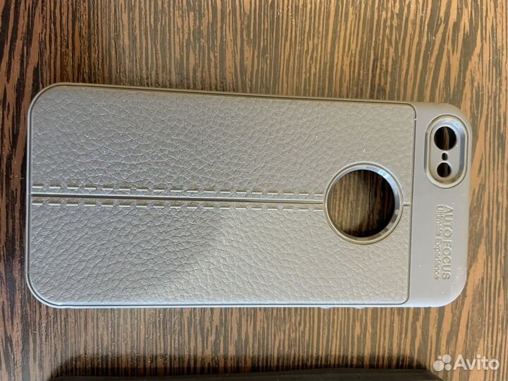 Чехол на iPhone SE