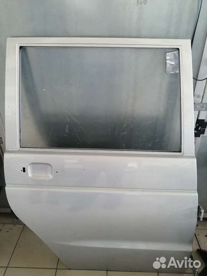 Дверь задняя правая УАЗ патриот