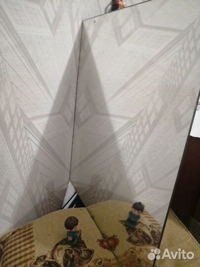 Стеклянные дверцы, зеркальное полотно