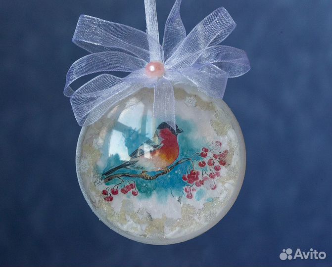 Новогодние игрушки на ёлку 