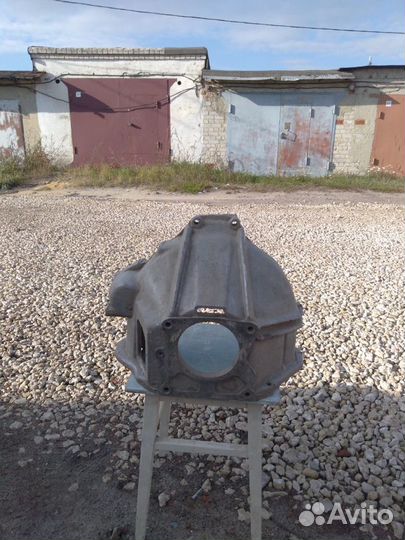 Колокол сцепления 402