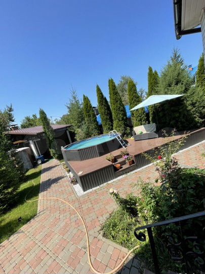 Коттедж 240 м² на участке 6 сот.