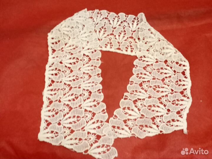 Кружевной воротник женский