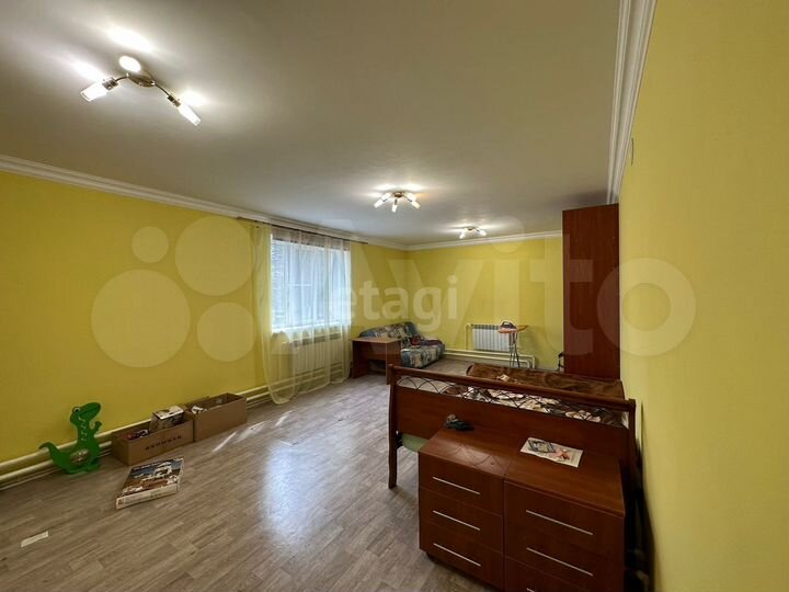 Коттедж 233 м² на участке 7,8 сот.