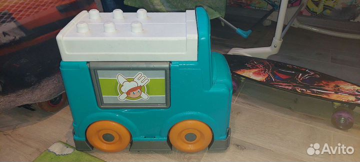 Машинка игрушка