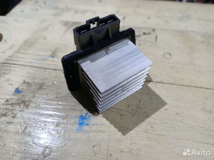 Резистор/реостат печки Geely Emgrand EC 7