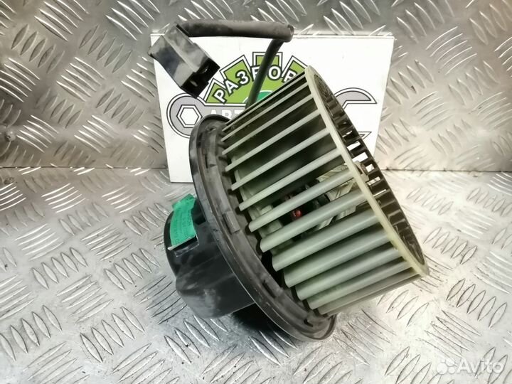 Моторчик отопителя Audi A4 B5 1996г