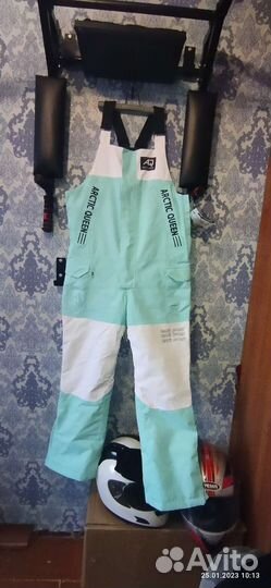 Горнолыжный комбинезон женский