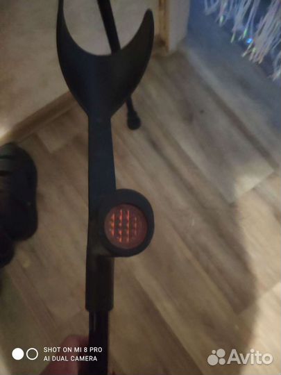 Костыли под локоть. Читайте объявление