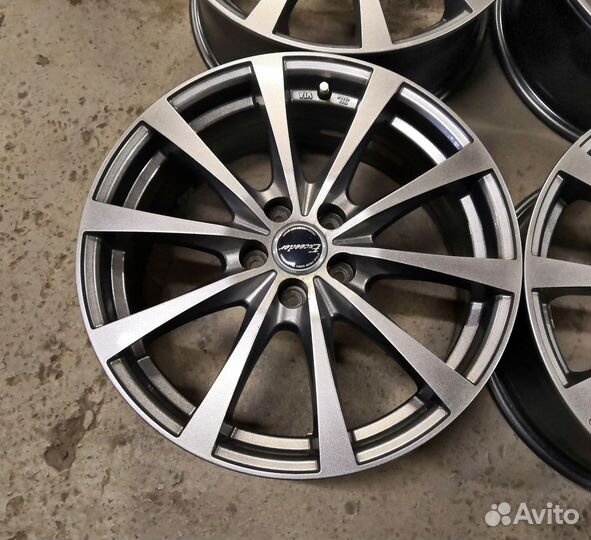 Стильный графит Hot Stuff R17 5*100 Б/П по РФ