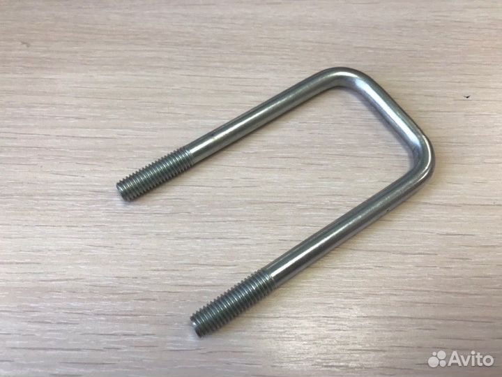 Стремянка крепления опоры к раме лодочного прицеп