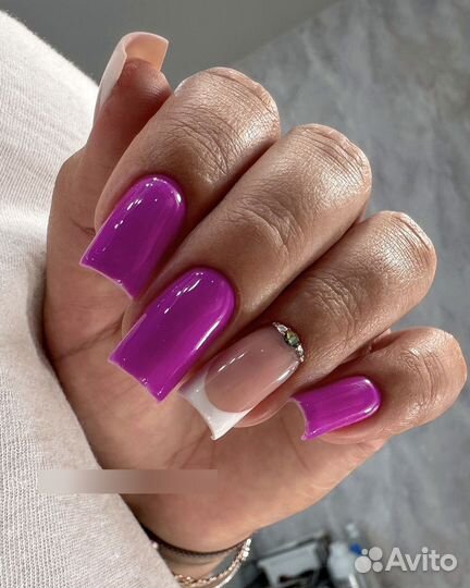 Маникюр и педикюр