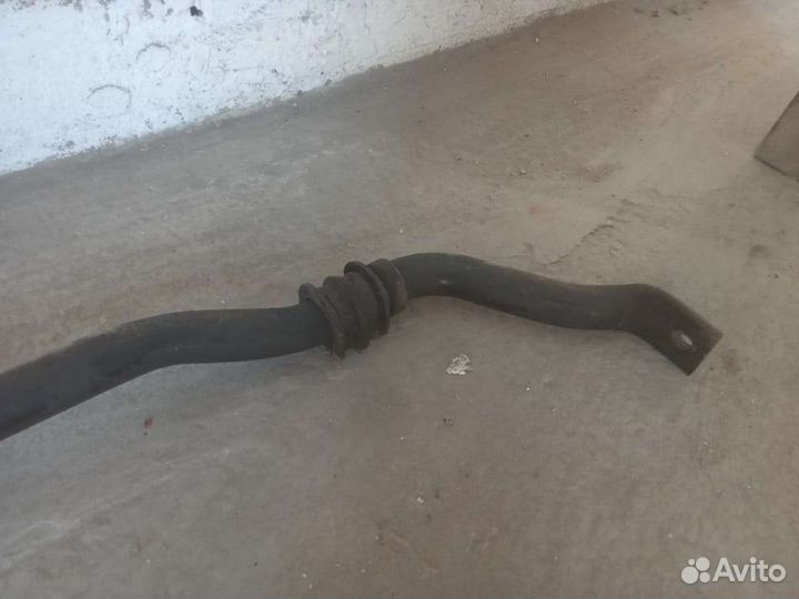 Стабилизатор передний.Infiniti m35.Nissanfuga y50