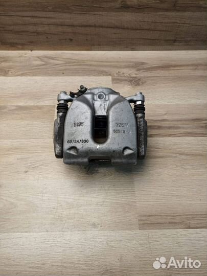 Суппорт тормозной передний левый BMW 3 G20 2019