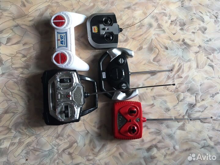 Машинки на пульте управления