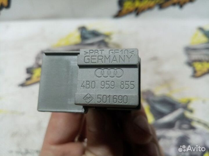 Кнопки стеклоподъемника Audi A6 C5 APR 2000