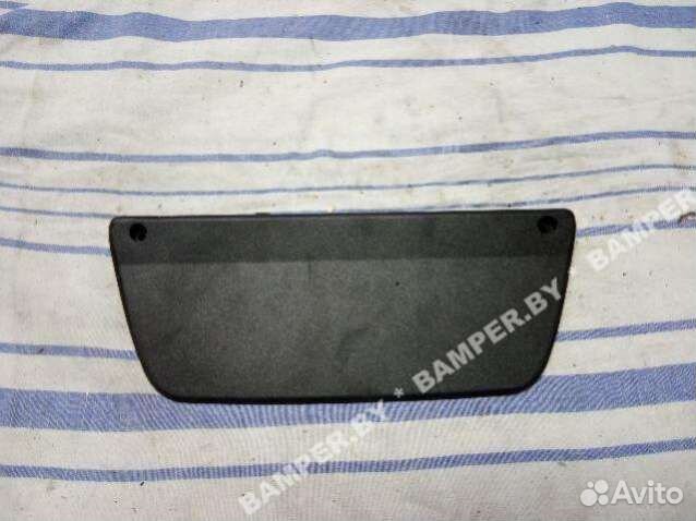 Дополнительный фонарь (Стоп-сигнал) Renault Laguna