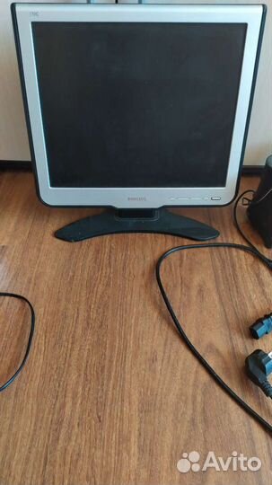 Монитор Philips 16.5