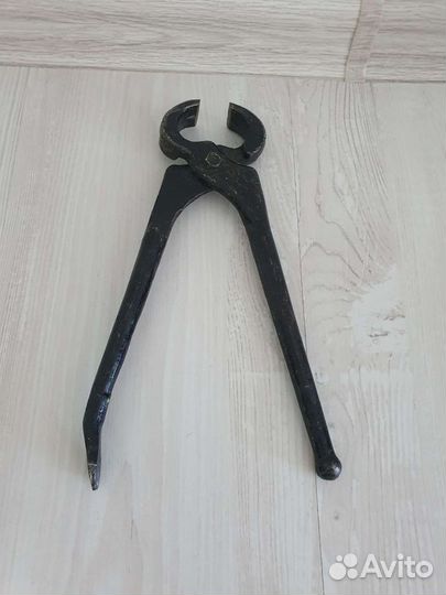 Клещи металлические с гвоздодером СССР