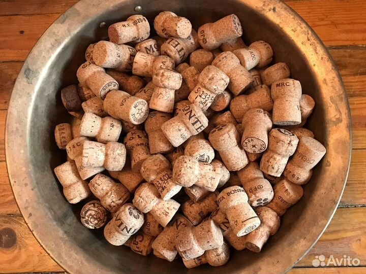 Пробки от вина, от шампанского
