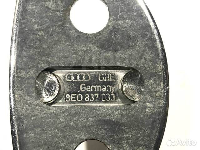 Крюк замка двери Audi A6 C6
