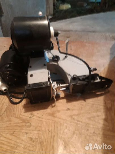 Мешкозашивочная машинка