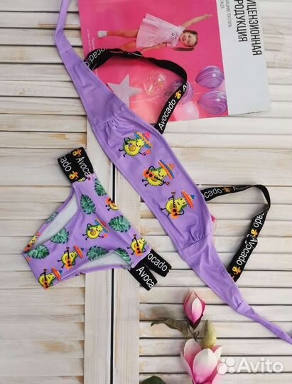 Купальник со стразами 3-7лет р.30,34,36