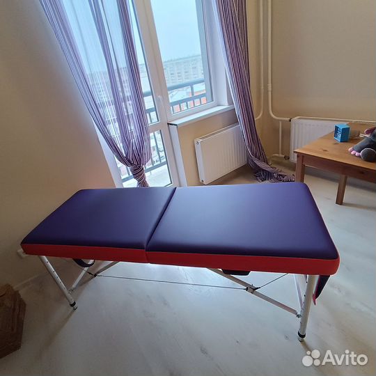 Массажный стол
