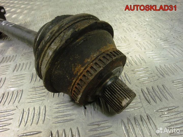 Полуось передняя левая VW Passat B5+ 8D0407271BC