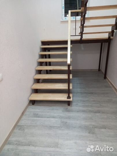 Лестница металлическая ступени дерево+