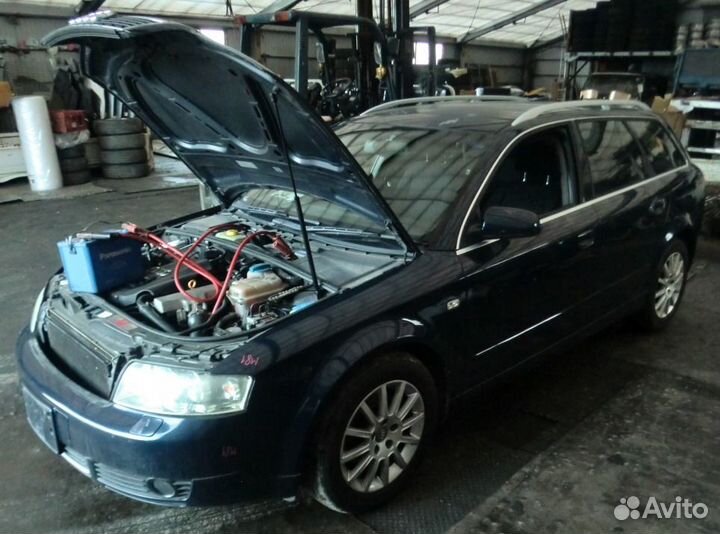 Подушка безопасности в руль Audi A4 8E B6 AMB (1