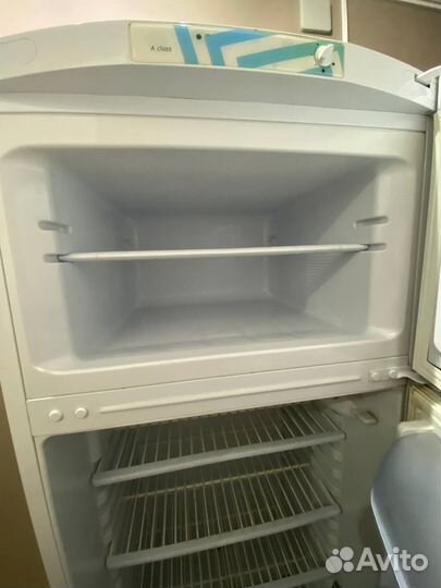 Холодильник б/у indesit