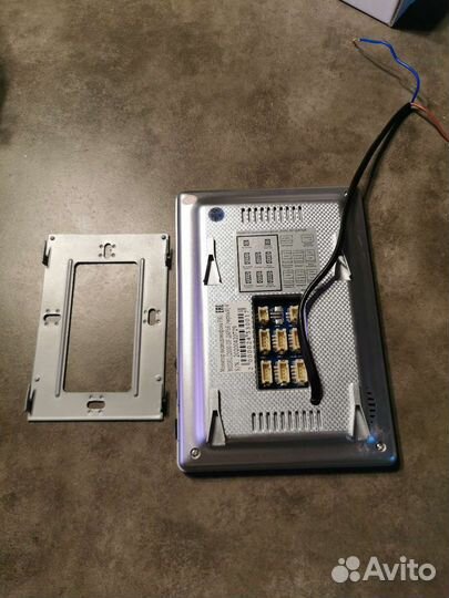 Видеодомофона монитор j2000 цветной