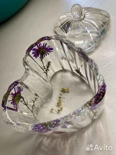 Шкатулка для украшений из эпоксидной смолы