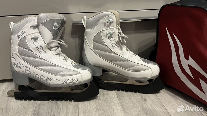 Коньки фигурные 37 размер