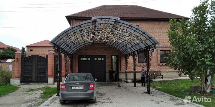 Навесы из поликарбоната