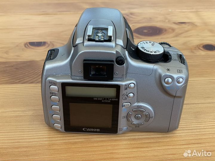 Зеркальный фотоаппарат Canon Rebel XT