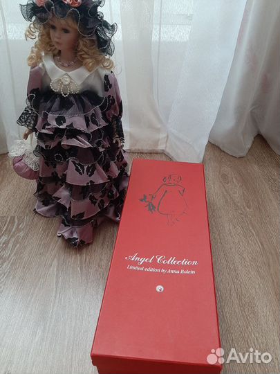 Коллекционная кукла фирмы Angel Collection