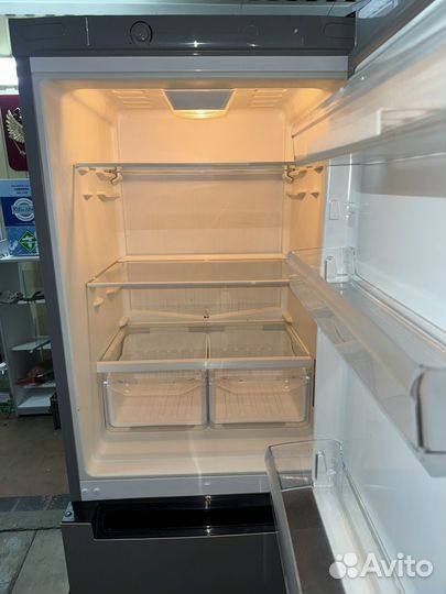 Холодильник Indesit