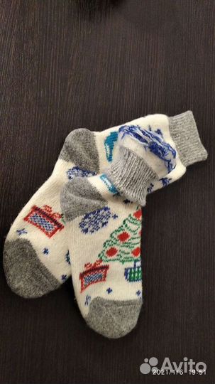 Носки зимние красивые, новые