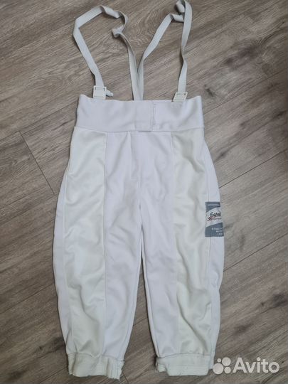 Фехтовальная одежда