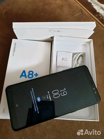 Samsung Galaxy A8+ SM-A730F/DS, 4/32 ГБ