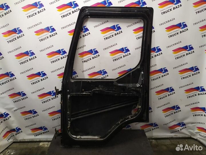 Каркас двери правой Renault Premium