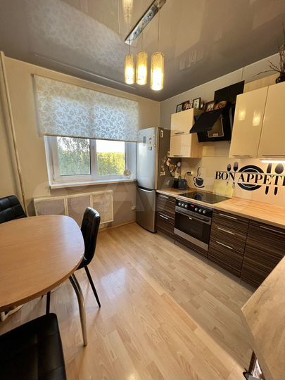 2-к. квартира, 55 м², 5/12 эт.